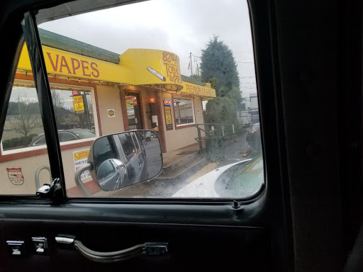 Tobacco Shop «82nd Avenue Tobacco & Pipe Ltd», reviews and photos, 400 SE 82nd Ave, Portland, OR 97216, USA