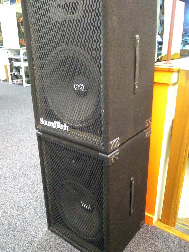 Video Store «Young Ones», reviews and photos, 26 S Whiteoak St, Kutztown, PA 19530, USA