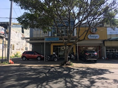 Mayantara School