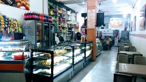 Cafetería y Panadería Doma Pan - photo 1