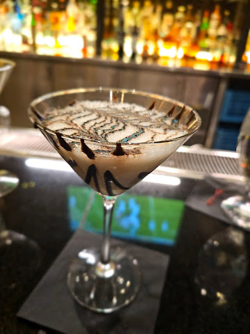 Safari Room Fresh Grill and Bar by null