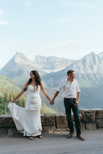 Matt Umland | Nashville Wedding Photographer - Photo 6 - Car repair in , Nashville