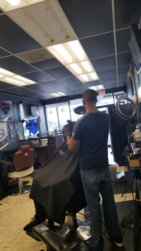 Barber Shop «Home Team Barber Shop», reviews and photos, 29639 S Dixie Hwy, Homestead, FL 33033, USA