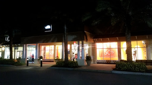 Clothing Store «The North Face Outlet», reviews and photos, 8225 Vineland Ave, Orlando, FL 32831, USA