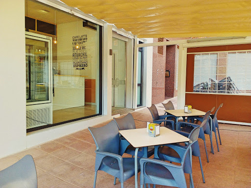 Panadería Garro - Carrer Joan de Joanes, 12, 03330 Crevillent, Alicante, España