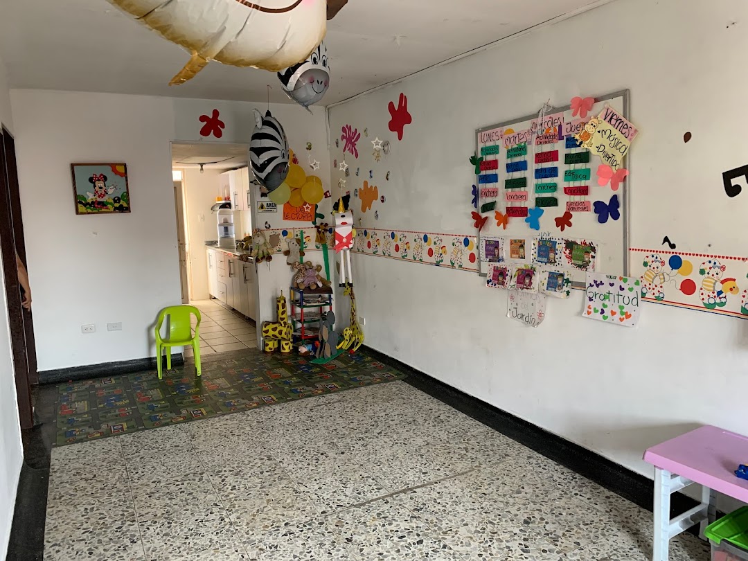 Jardín infantil mis primeros sueños