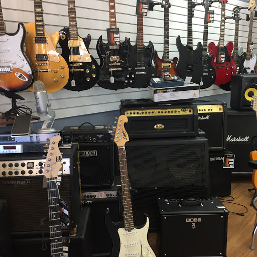 Pawn Shop «North Scottsdale Pawn Shop», reviews and photos, 10812 N Scottsdale Rd, Scottsdale, AZ 85254, USA