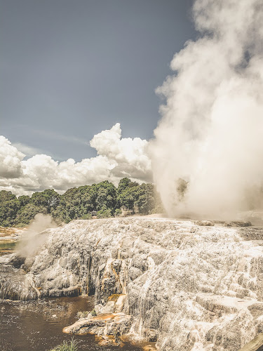 Comments and reviews of Pohutu Geyser