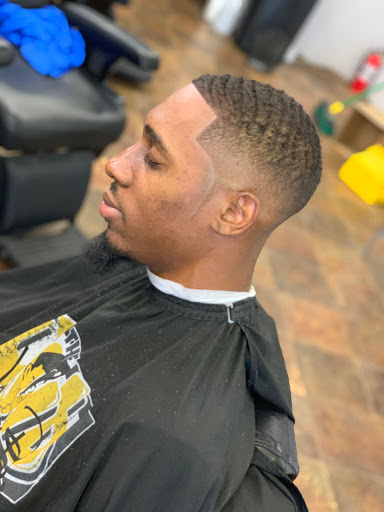 Barber Shop «The Dub Barber Shop», reviews and photos, 1810 N Cooper St, Arlington, TX 76011, USA