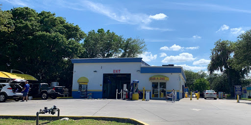 Splash -N- Dash Car Wash en Edgewater