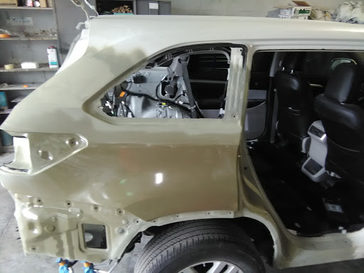 Auto Body Shop «Sun Collision Center», reviews and photos, 5401 FL-54, New Port Richey, FL 34652, USA