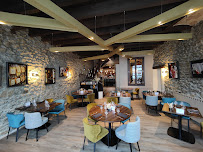 Atmosphère du Restaurant français Restaurant le Tournesol en ARDECHE à Tournon-sur-Rhône - n°19