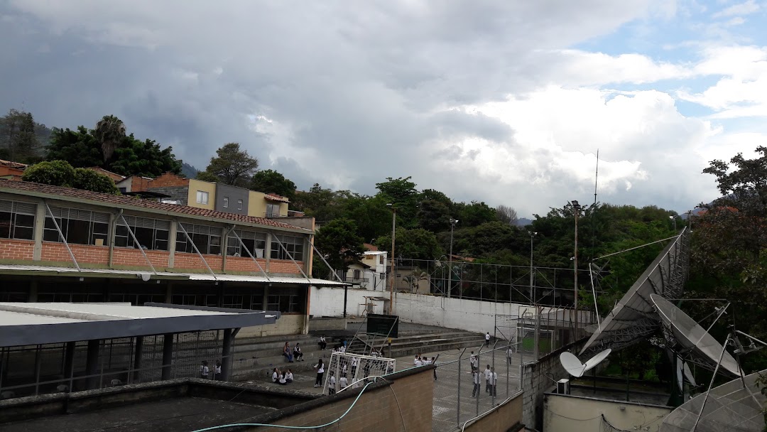 I.E. Julio Cesar Garcia