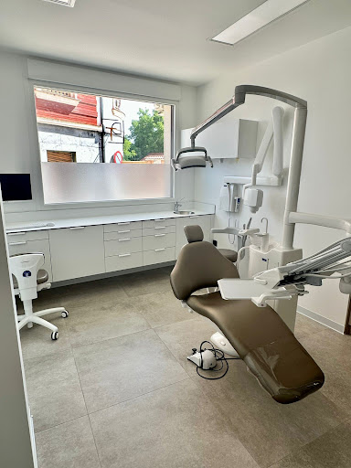 Clínica Dental Tera en Camarzana de Tera, Zamora