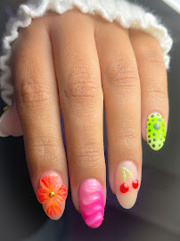 Under The Lamp Nail Spot - Photo 7 - Car repair in Ponce, Puerto Rico, Ponce