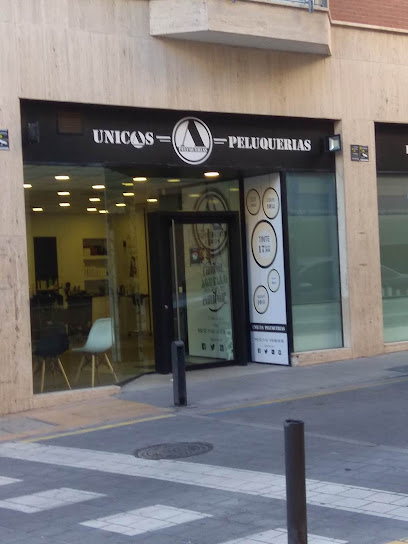 Información y opiniones sobre Unicas Peluquerías de Almería