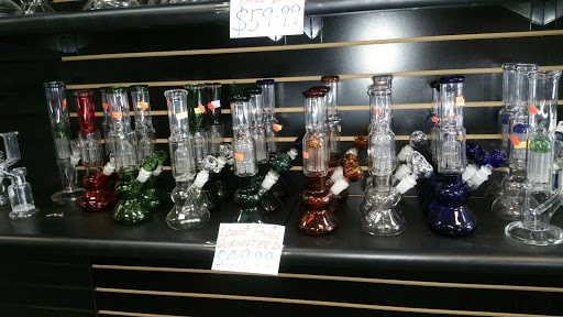 Vaporizer Store «Still Smokin Smoke Shop & Vape Bar», reviews and photos, 6359 Westheimer Rd, Houston, TX 77057, USA