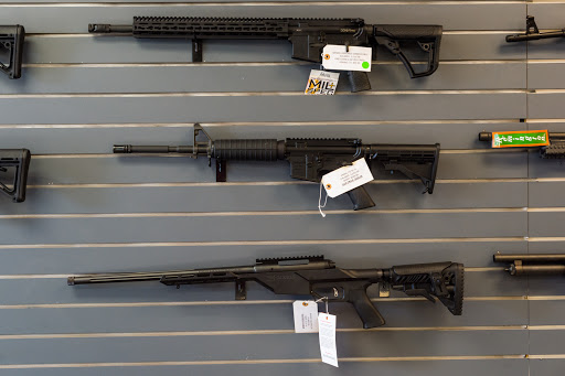 Gun Shop «Kentucky Windage», reviews and photos, 92 Grapevine Hwy #90, Hurst, TX 76054, USA