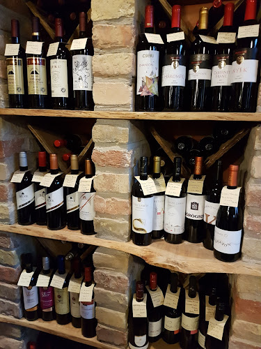 Dunakeszi, Fő út 89, 2120