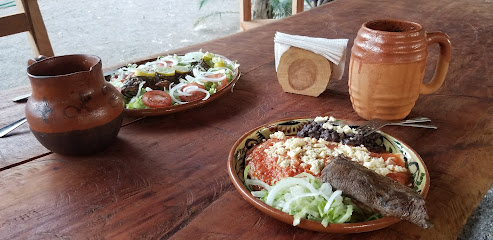 La Milpa comida tradicional - Buenavista, Barrio de Buenavista, 76368 Landa de Matamoros, Qro., Mexico