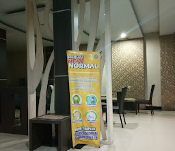 HOTEL INDAH & RESTAURANT photo