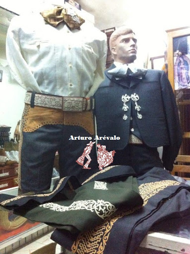 TRAJES CHARROS EN AGS. El Herradero