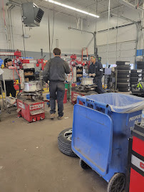 Walmart Auto Care Centers - Photo 7 - Car repair in Vadnais Heights, MN, St. Paul