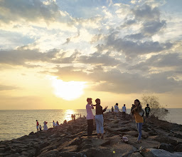 Pantai Tanjung Layar Putih photo