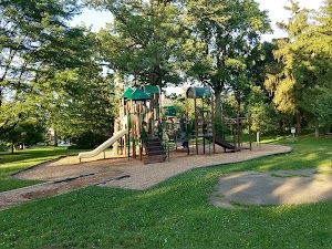 Marshall Square Park - photo 2