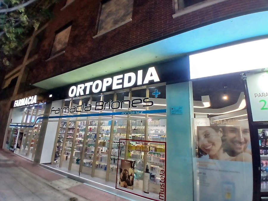 Farmacia Carlos Briones