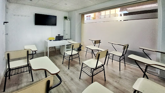 Centro de Estudios de Asia Oriental C. Juan Ramón Jiménez, 13, 41011 Sevilla, España