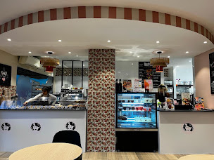 Photo n°20 de Emilie and the Cool Kids à Aix-les-Bains ()