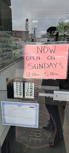 Wine Store «Liquor Town & Fine Wines», reviews and photos, 135-21 Cross Bay Blvd, Ozone Park, NY 11417, USA