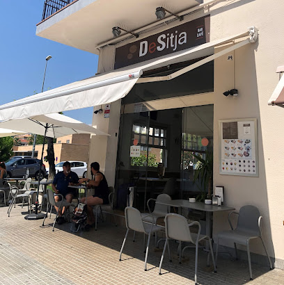 Desitja - Av. Camí dels Capellans, 24 08870, 08870 Sitges, Barcelona, Spain