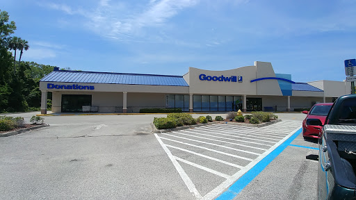 Thrift Store «Goodwill Crystal River Store Crystal River Plaza», reviews and photos, 408 N Suncoast Blvd, Crystal River, FL 34429, USA