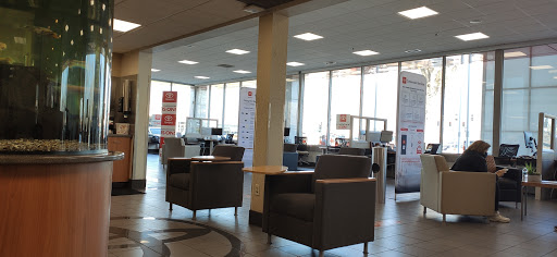 Toyota Dealer «Maplewood Toyota», reviews and photos, 2873 Maplewood Dr, Maplewood, MN 55109, USA