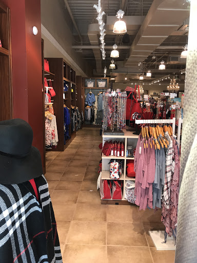 Fashion Accessories Store «Charming Charlie», reviews and photos, 600 Silks Run #1255, Hallandale Beach, FL 33009, USA