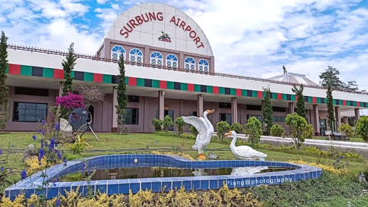 ဆူရ်ဘုန် လေယာဥ်ကွင်း ဖလ​မ်းမြို့