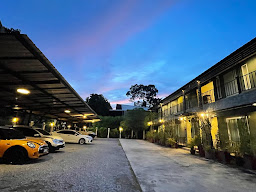 Pakchong Town Hotel