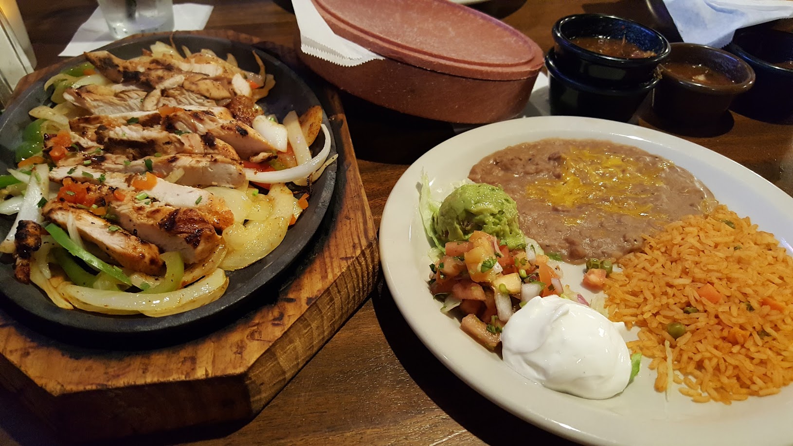 La Vista Cocina + Cantina