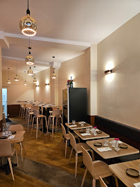 Atmosphère du Restaurant de tapas SOURIRE TROUSSEAU tapas françaises à Paris - n°12