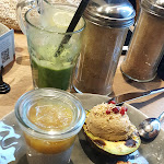 Photo n°1 de l'avis de Oana.a fait le 01/12/2017 à 06:57 sur le  Cotidiano Promenadeplatz à Munich