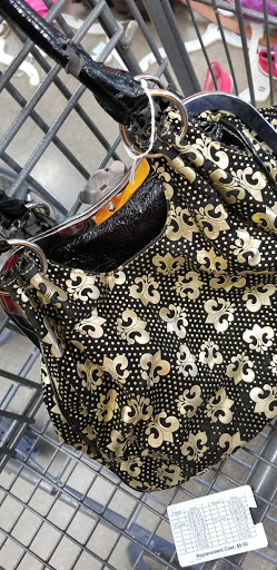 Used Clothing Store «Family Thrift Center Outlet», reviews and photos, 6769 S Texas 6, Houston, TX 77083, USA