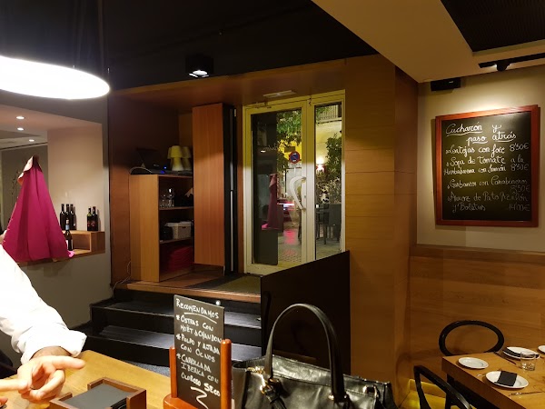 Imagen de Burladero Tapas y Tintos (32 de 32)