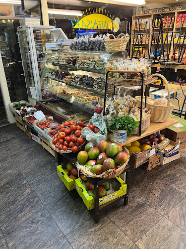 Rezensionen über SONNENSAFT Vitamin-Bar/Steh-Cafe (Feinkost) in Bulle - Supermarkt