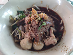 ร้านก๋วยเตี๋ยวโบราณป้าเป้าวัดคุณหญิง