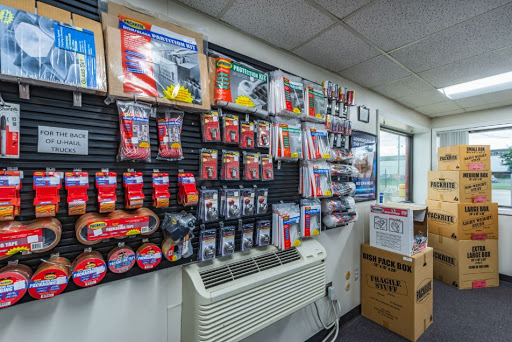 Self-Storage Facility «National Storage Centers - Westland on Newburgh Road», reviews and photos, 1638 S Newburgh Rd, Westland, MI 48186, USA