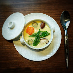 Photo n°17 de Restaurant La Table du Caviste bio Paris 17 à Paris ()