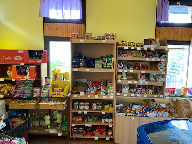 Cel uzlet - Élelmiszerüzlet