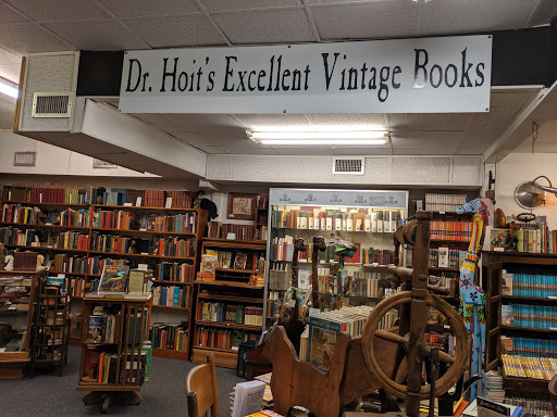 Book Store «Books on Bay», reviews and photos, 224 W Bay St, Savannah, GA 31401, USA